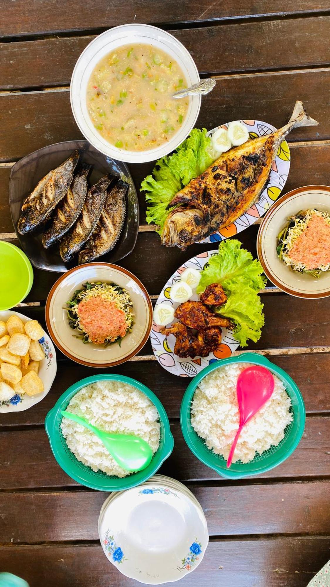 Tiu Batu Homestay Alas Bagian luar foto