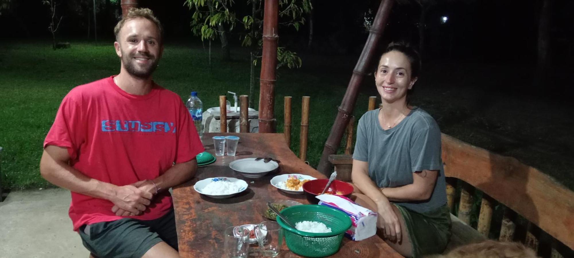 Tiu Batu Homestay Alas Bagian luar foto